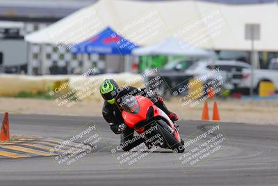 media/Jan-15-2023-SoCal Trackdays (Sun) [[c1237a034a]]/Turn 2 Set 2 (1155am)/